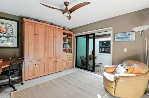 539 Bay Villas Ln, Naples FL 34108-2867 exterior