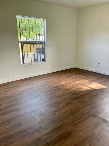 4211 Canal St, Dallas TX  75210-1602 exterior