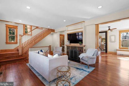 7105 Carroll Ave, Silver Spring MD 20912-4637 exterior