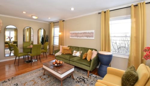 8741 Dallas St, Milwaukee, WI 53224-4809