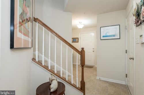 933 Hopkins Cor, Glen Burnie MD 21060-8452 exterior