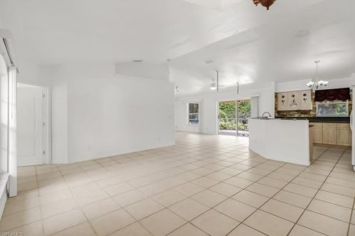 3520 20 Ave, Naples FL 34117-9197 exterior