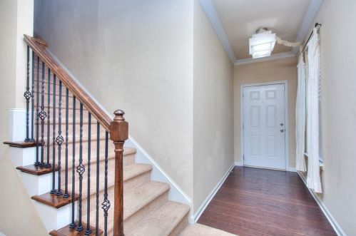 2241 Capella Cir, Atlanta GA  30331-3864 exterior