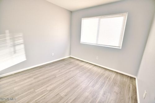 1435 53 Ave, Phoenix AZ 85043-1747 exterior