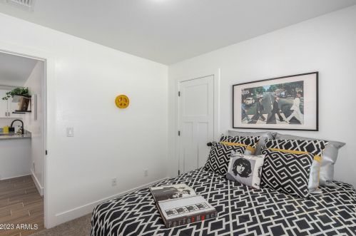 4215 19 Pl, Phoenix AZ 85040-1407 exterior