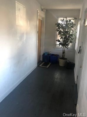 60 Leroy Ave, Valhalla NY 10595-1474 exterior