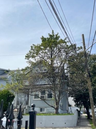 99 Durand Pl, Irvington, NJ 07111-1809