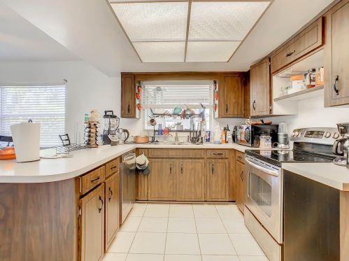 110 Spg Trl, Altamonte Springs FL 32714-3461 exterior