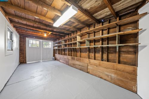 1368 Hopkins St, Berkeley CA 94707-2634 exterior