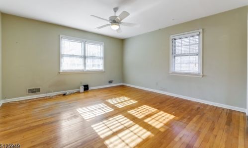 1508 Fox Trl, Mountainside NJ 07092-1302 exterior