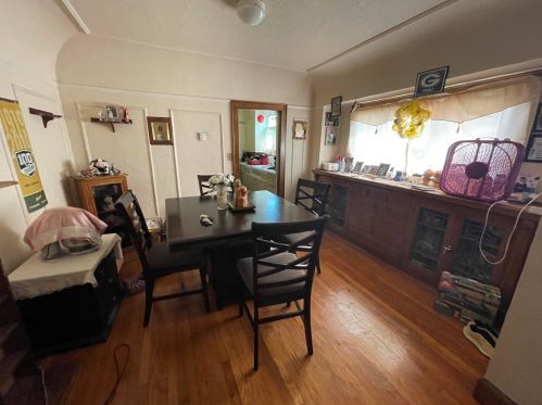 3838 37th St, Milwaukee, WI 53221-1012