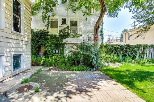 2145 Grace St, Chicago IL 60618-4901 exterior