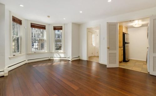 1949 Lincoln Ave, Chicago IL 60614-5404 exterior