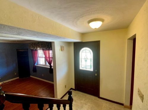 2594 Us Route 30, Hookstown PA 15050-1415 exterior