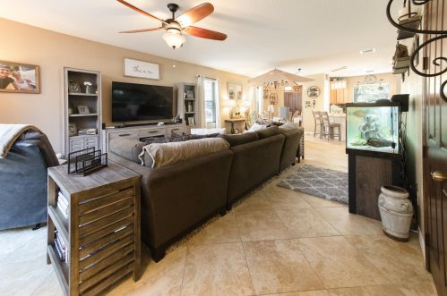 1936 Grand Dr, Fort Pierce FL 34952-7795 exterior