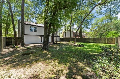 2039 Oak Shr Dr, Humble TX 77339-1724 exterior