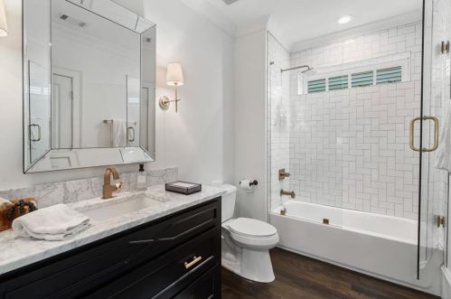 2652 Forrest Way, Atlanta GA  30305-3770 exterior