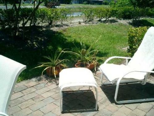 3038 Evergreen Cir, Boynton Beach FL 33426-8652 exterior