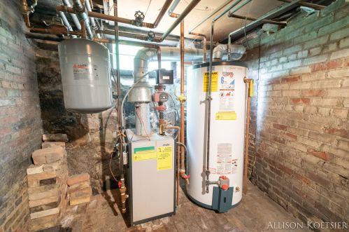 60 College Ave, Grand Rapids MI 49503-1155 exterior