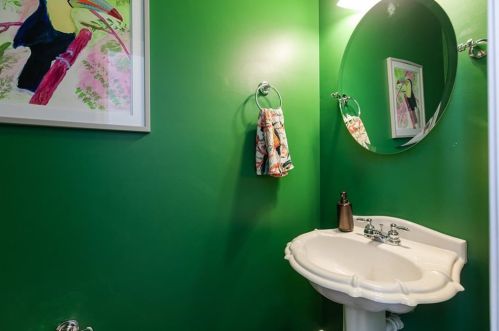 2200 Briarwood Blf, Atlanta GA 30319-4092 exterior