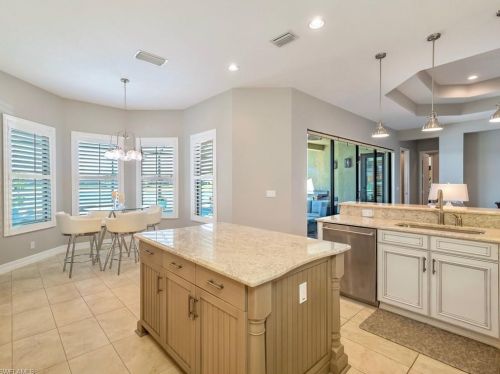 3251 Atlantic Cir, Naples FL 34119-8636 exterior