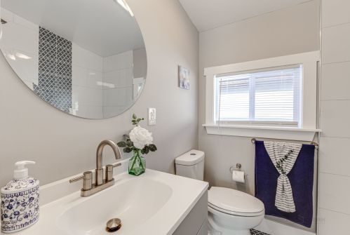 5228 Green St, Chicago IL  60609-6132 exterior