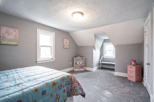 5946 40th St, Milwaukee WI  53209-3923 exterior