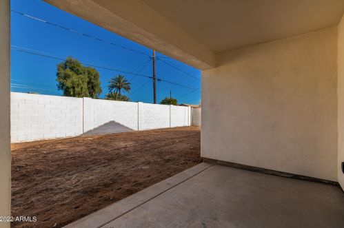 1832 Cypress St, Phoenix AZ 85006-1837 exterior