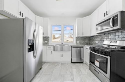 143 107th St, Chicago IL  60628-3436 exterior