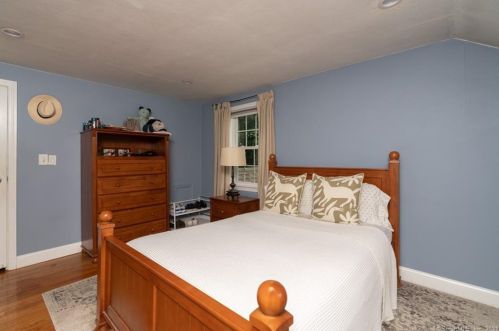 494 Main St, Hartford CT 06109-1818 exterior