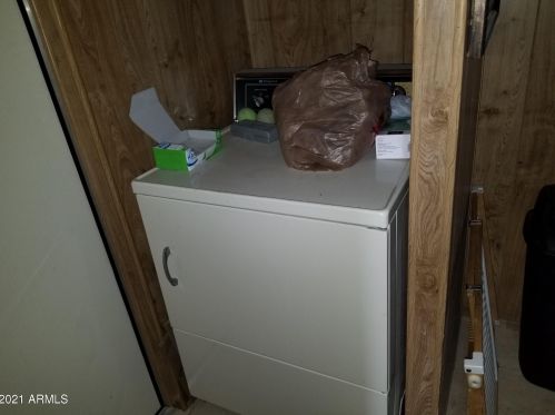 1705 Charleston Ave, Phoenix AZ 85023-1218 exterior