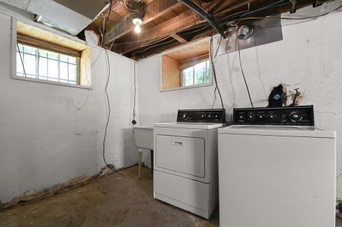 5536 Emerson Ave, Saint Louis MO 63120-2240 exterior