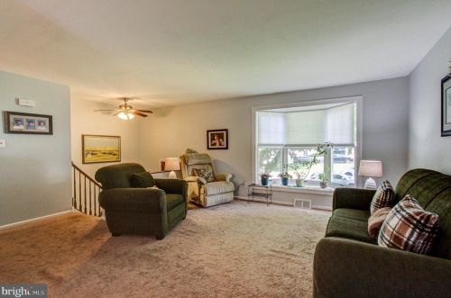 420 Hidden Vly Rd, Chester PA 19014-2534 exterior