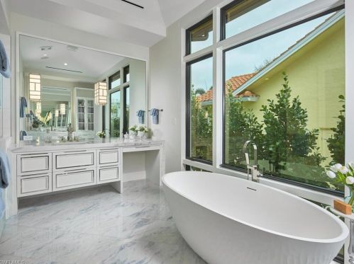 595 16 Ave, Naples FL 34117-2242 exterior