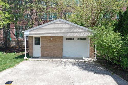 273 Berkley Ave, Elmhurst IL 60126-3167 exterior