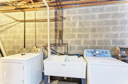 1333 32nd St, Chicago IL  60608-6313 exterior