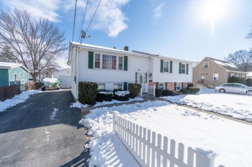 328 Orchard St, Woonsocket, RI 02895-6249