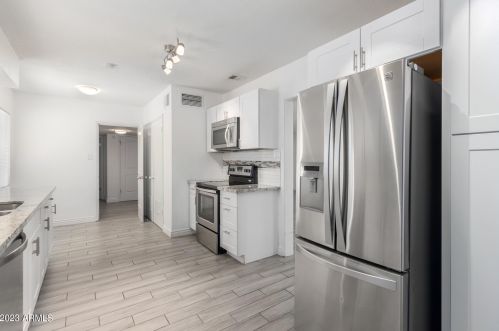 2032 Campbell Ave, Phoenix AZ  85015-4126 exterior