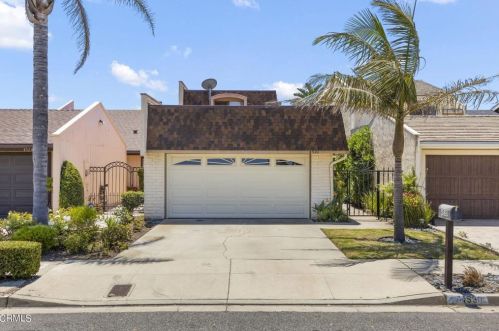 4530 Eastbourne Bay, Oxnard, CA 93035-3701