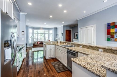 2607 Colby St, Dallas TX  75204-2618 exterior