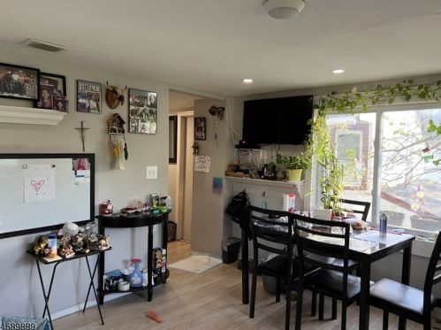 159 Richards Ave, Dover NJ 07801-4120 exterior