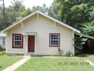 833 Nettleton Ave, Springfield MO  65802-1621 exterior