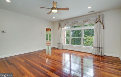 8505 Carlynn Dr, Bethesda MD 20817-4310 exterior