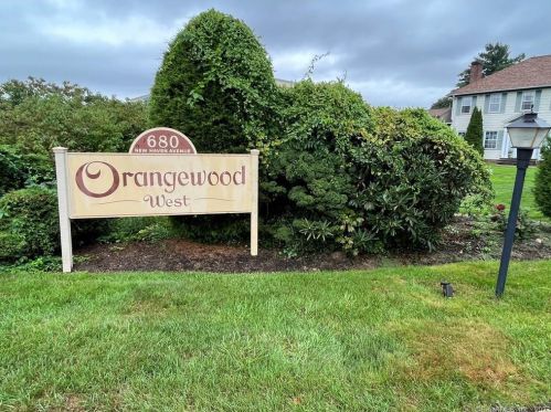 50 Orangewood, Derby, CT 06418-2615