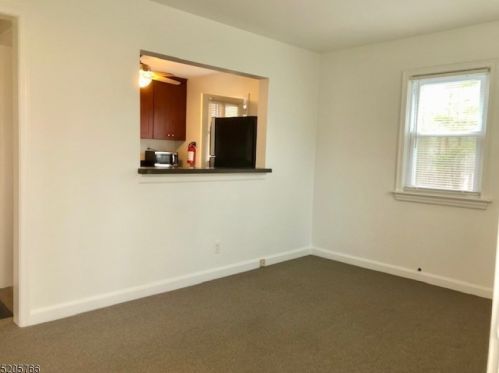 830 Bluestone Ln, Bridgewater NJ  08807-1333 exterior