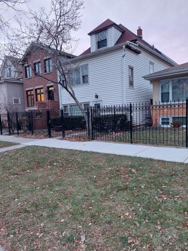 4612 Avers Ave, Chicago, IL 60625-6302