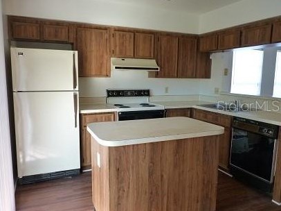 12195 Napiers Cir, Orlando FL  32826-2413 exterior