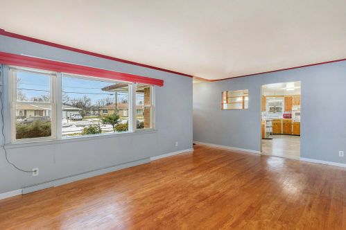 1408 Meadowlane Dr, Grand Rapids MI 49508-4655 exterior