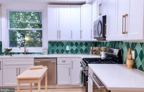 3016 Thayer St, Washington DC  20018-2505 exterior