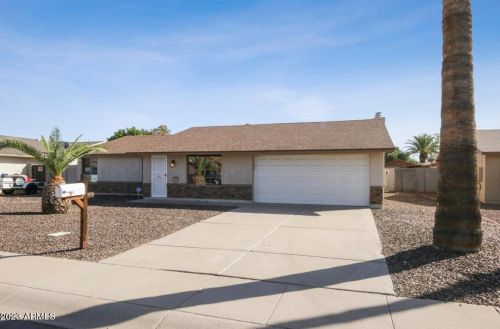 1605 Mariposa Dr, Chandler AZ  85224-2619 exterior